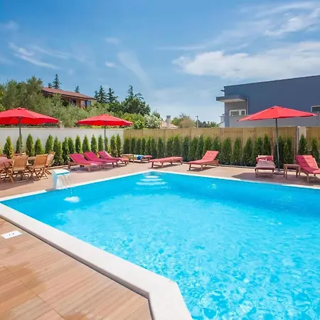 Apartment Birikina 6, Pool, Garten, Parkplatz Nova Vas (Porec)